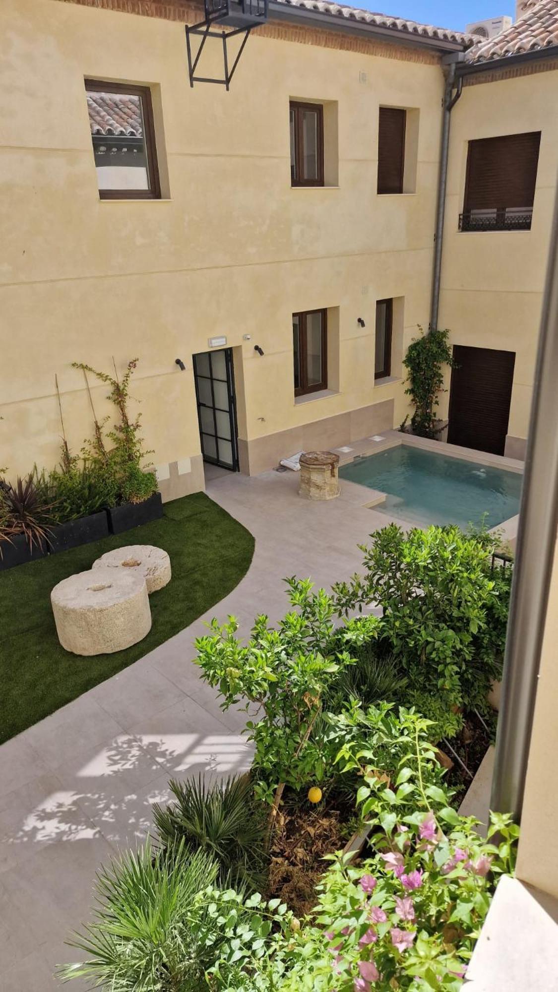 Ferienwohnung Apartamento En Toledo Bagu Exterior foto