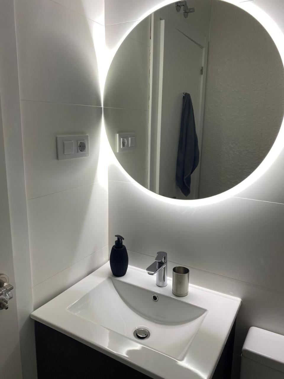 Ferienwohnung Apartamento En Toledo Bagu Exterior foto