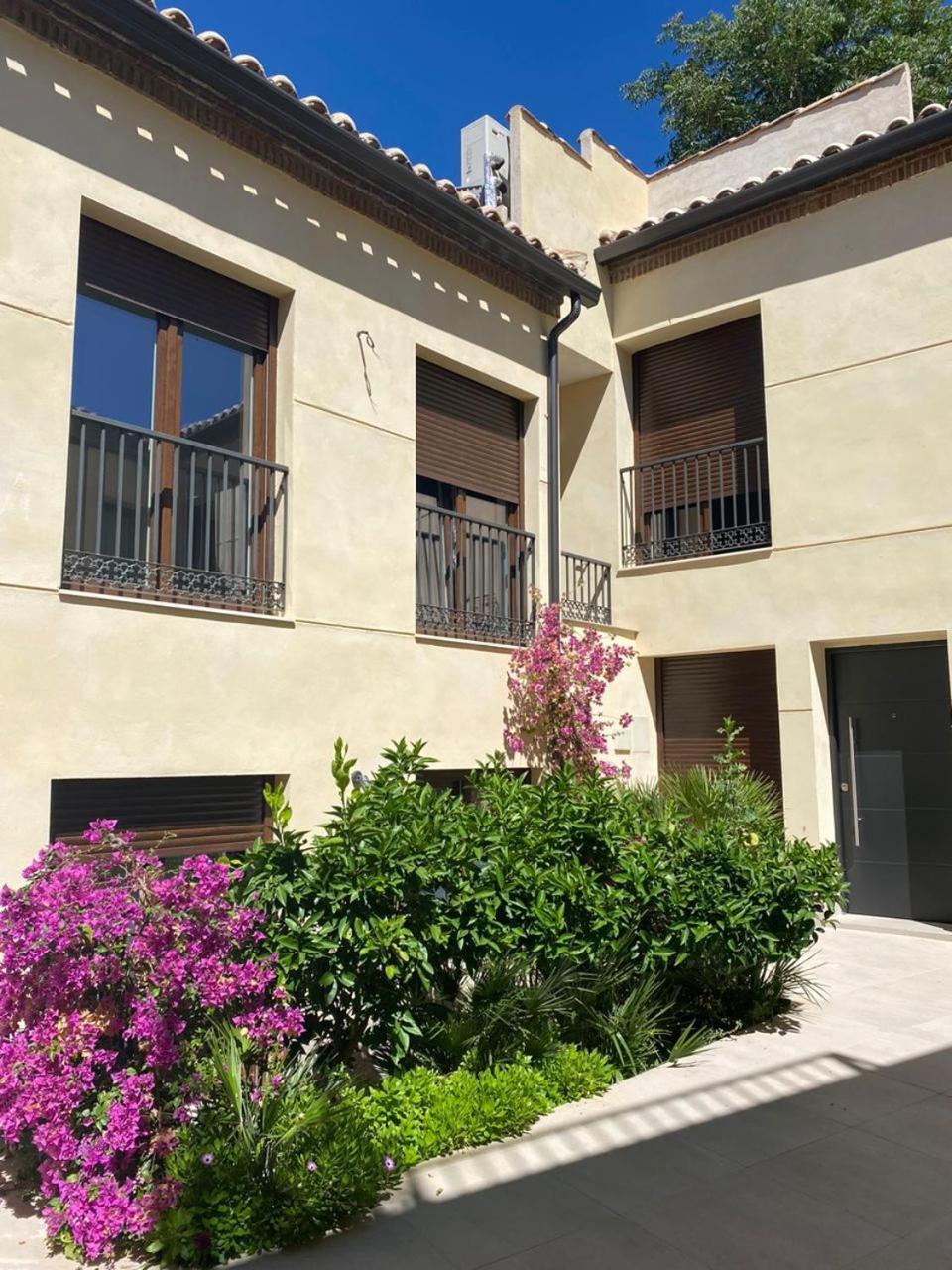 Ferienwohnung Apartamento En Toledo Bagu Exterior foto